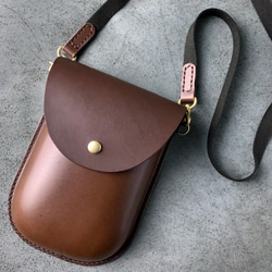 本革)ぷっくりフォルムのショルダーバッグ/ブラウン/レザーバッグ/茶