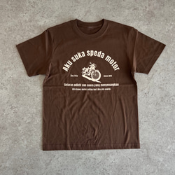 Cafe Style 是一款受歡迎的原創自行車 T 卹，採用成熟的配色方案。 第2張的照片