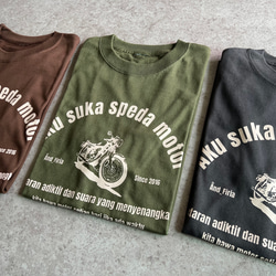 Cafe Style 是一款受歡迎的原創自行車 T 卹，採用成熟的配色方案。 第5張的照片