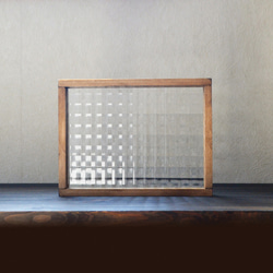 日本産ひのきとレトロガラスのシンプルカフェトレイ　size S(チェッカーガラス） 4枚目の画像