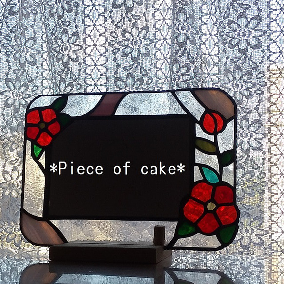 ステンドグラスの赤いお花のミラー(PF05)＜鏡　フラワー　インテリア　可愛い花模様 ＞ 5枚目の画像