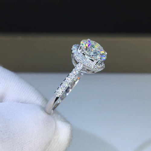 1カラット 】輝くモアサナイトダイヤモンドリングK18WG