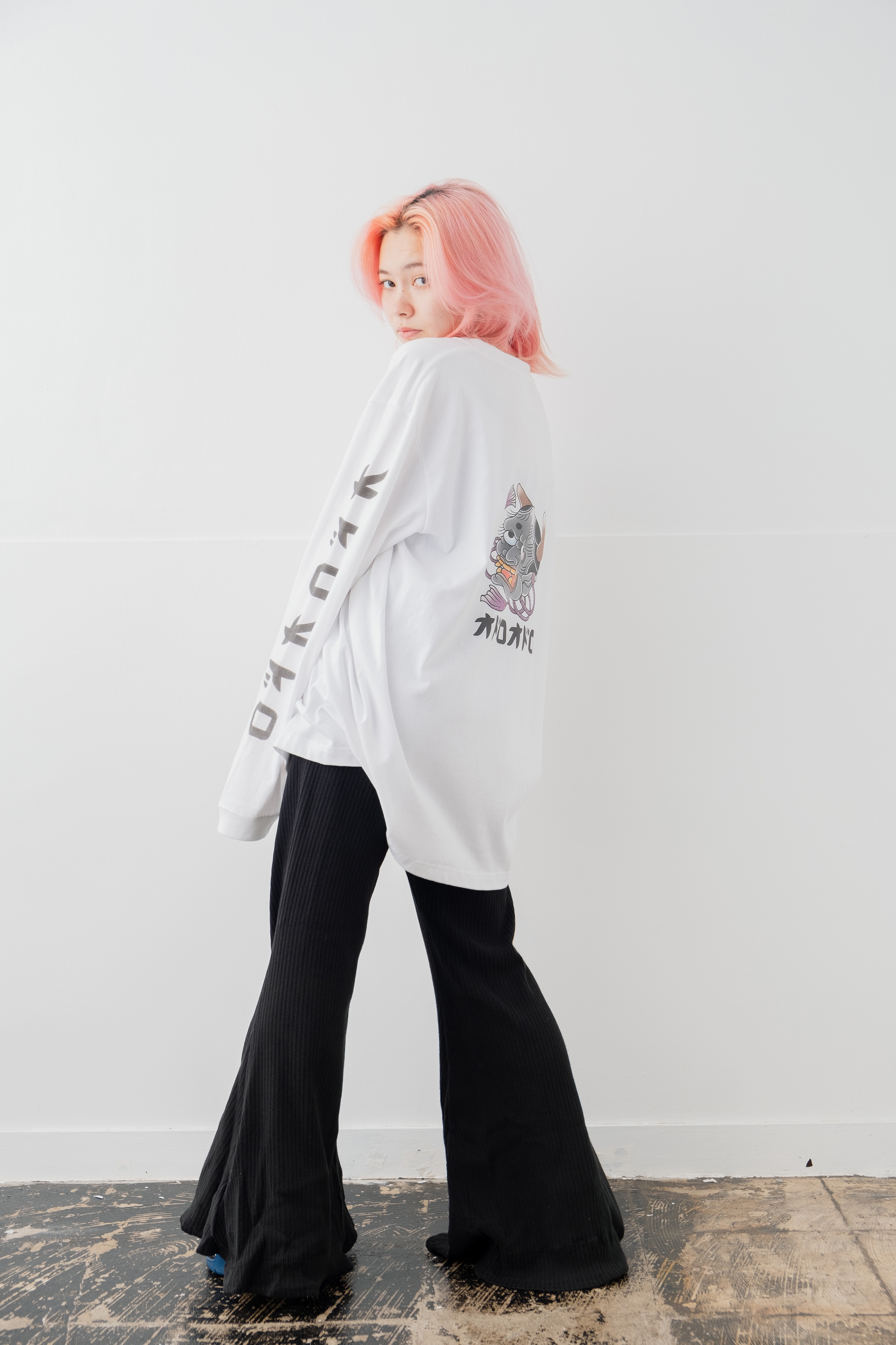 オドロオドロ　【般若　type-B】ロンT  スウェット ビッグシルエット　オーバーサイズ  ホワイト　白