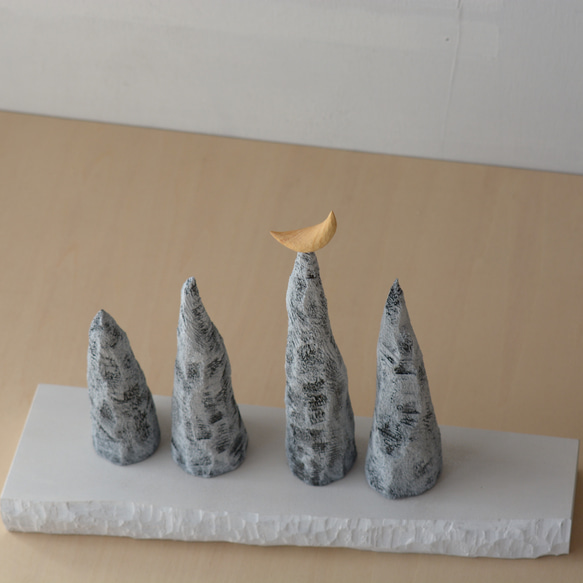 木彫『月にささる―冬―』　送料無料 4枚目の画像