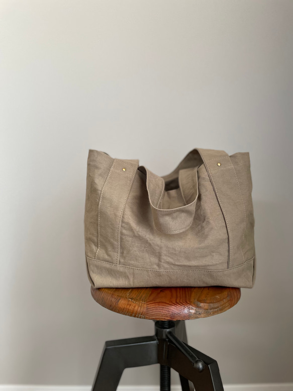 totebag    medium 1   グレーベージュ 2枚目の画像