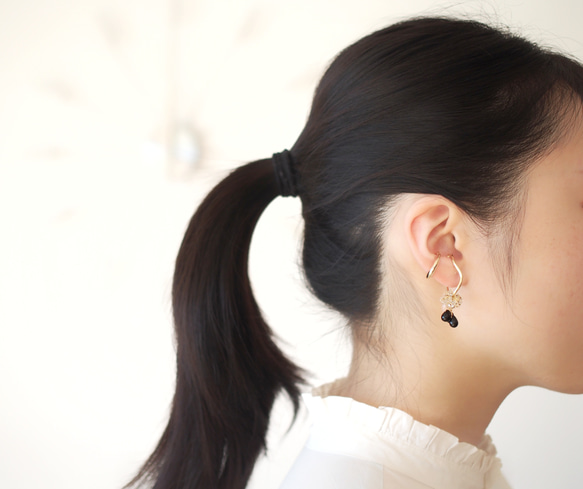 Ear cuff＊précieuses noires＊4way  ヨーロッパ製ファルファーレのイヤーカフ 4枚目の画像