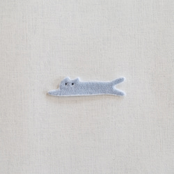 ワッペン 刺繡ワッペン「淡色まのび猫」小さいサイズ 3枚目の画像
