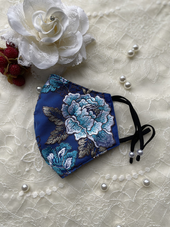 『ライトブルーRose』刺繍レースマスク✩.*˚抗菌加工生地✩.*˚3サイズ 4枚目の画像