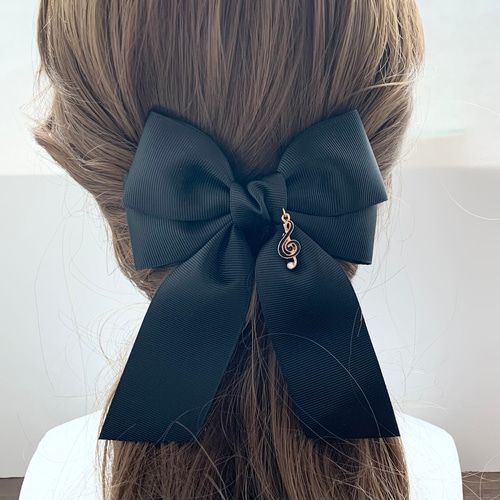ブラックリボンヘアアクセサリー ビッグダブルリボン ブラック 黒のト音記号 リボンヘアアクセサリー