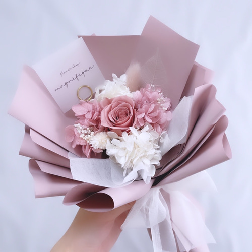 再販×7 ピンク系 コーンブーケ ラッピングブーケ ドライフラワーと