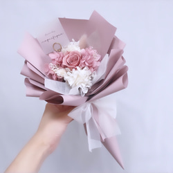 再販×7 ピンク系 コーンブーケ ラッピングブーケ ドライフラワーと