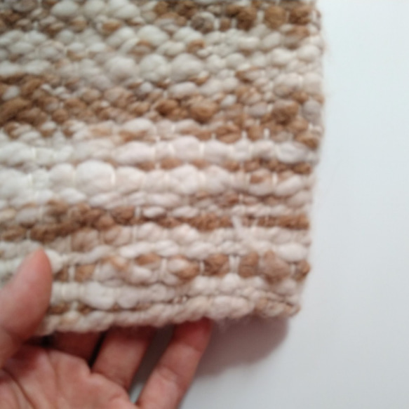 手紡ぎ糸の手織りスヌード　ナチュラルカラー　アルパカ&メリノウール 5枚目の画像