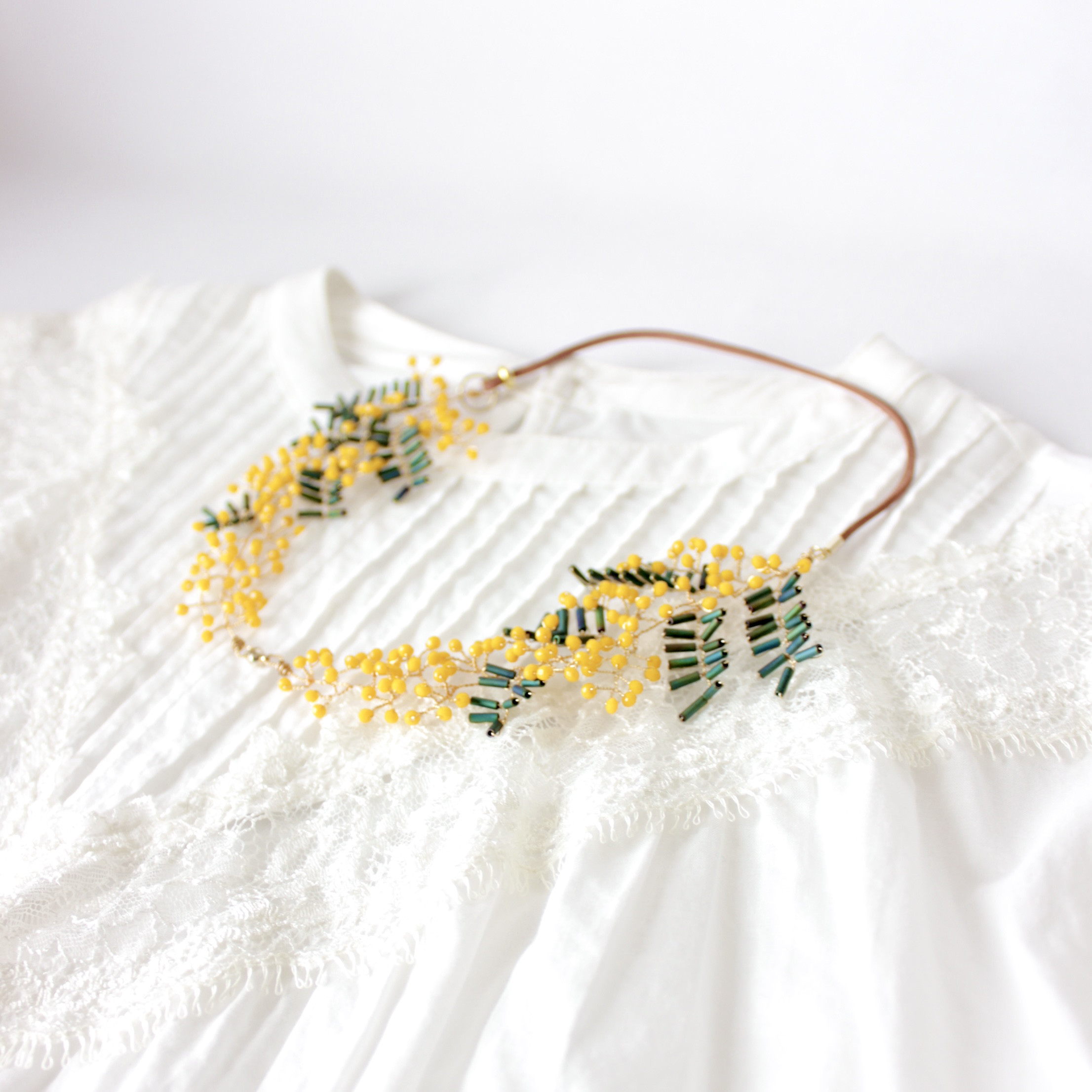 つけ襟ネックレス《ミモザ・丸襟》【再販】