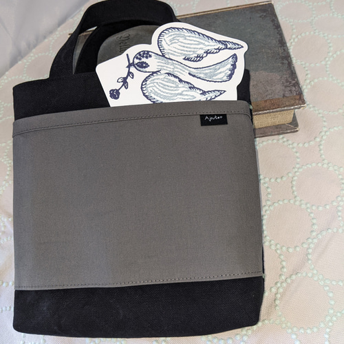 ミナペルホネン　タンバリン　トートバッグ　ローブバッグ　グレー　美品 large_4qur_FB_Lx_NG_9p_YGCL_1z