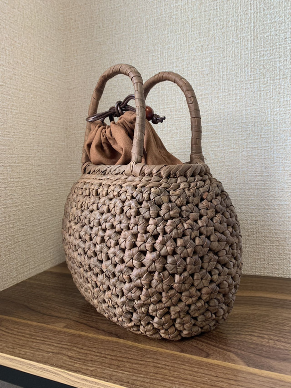 国産山葡萄　籠バッグ　花編み　巾着タイプ内布　丸い形 