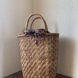 野葡萄 野葡萄筐袋 手工野葡萄筐袋 網代織 抽繩內布可用 第2張的照片