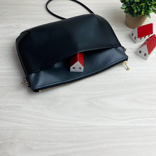バイカラー*フェイクレザー*ショルダーバッグ*サコッシュ バイカラー*フェイクレザー*ショルダーバッグ*サコッシュ