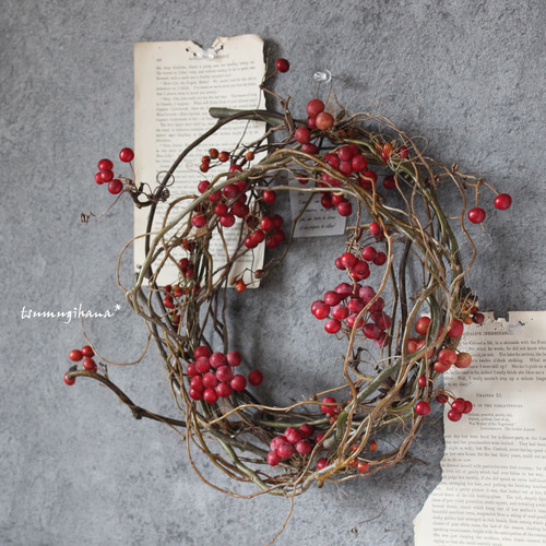 赤い実のクリスマスリース♡ Christmas wreath 赤い実 | vinaya