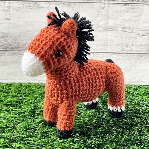 受注製作】お馬さんのあみぐるみ 【鹿毛】 あみぐるみ 馬のはな❋うた