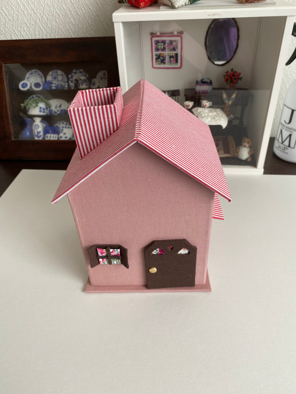ティッシュボックス、可愛いハウス型、カルトナージュ、ティッシュケース 6枚目の画像