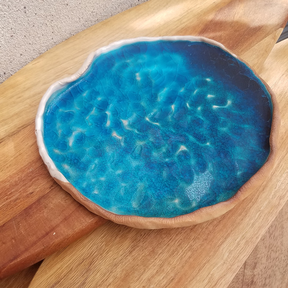 フラット プレート 大皿 【ブルーラグーン白波】 和菓子の盛り皿　アクセサリートレイ　ディスプレイ　海の皿　平皿 2枚目の画像