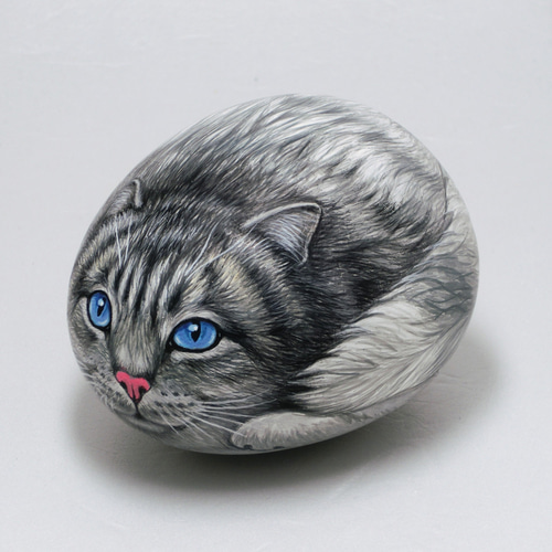 猫アート/ブルーアイ猫石/アニマルアート/1点ものストーンアート/癒し