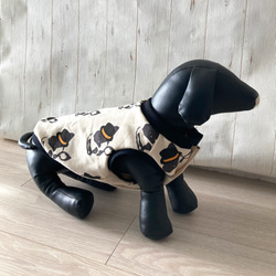 【再販】 犬服 ボストンテリア・フレブル柄 Mr.BT ❤︎ 秋冬 スウェットタンクトップ ドッグウェア　秋冬 1枚目の画像