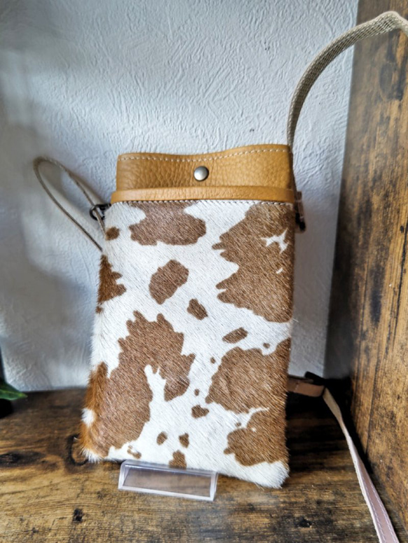 試作品＊カウ柄ハラコと本革丸紐のスマホショルダー ストラップ＊ その他 