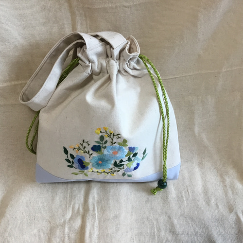 2508-30 手のひら巾着サシェ 香り袋 綿麻 花刺繍 キンモクセイ 金木犀