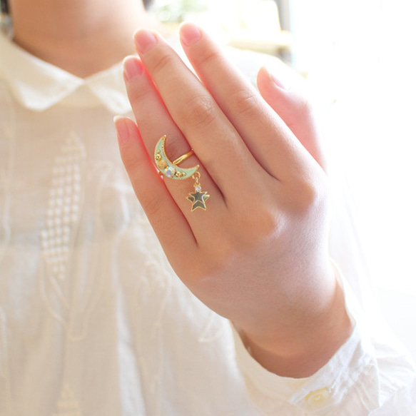 R-397 亮晶晶月亮造型戒指【日本製】【不分尺寸戒指】 第4張的照片