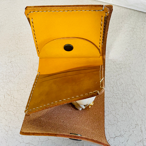 本革二つ折り財布／ひび割れ加工】レザー財布レザーウォレット