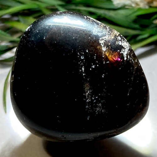 虹入り✨【強力邪気払い】モリオン 原石 タンブル 天然石 東洋占星術師