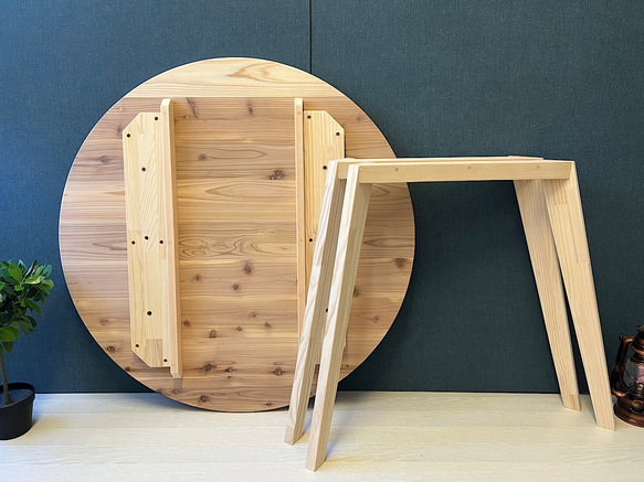 【送料無料】 テーブル 丸形 90cm 杉 木製組立脚 15枚目の画像