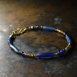 帶羅馬玻璃的藍色古董珠子，克倫部落手鐲 第2張的照片