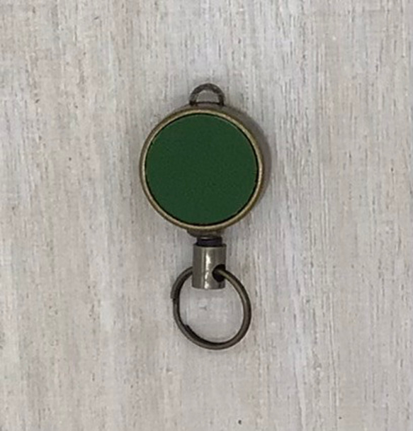 捲軸鑰匙扣（綠色皮革，免費首字母） 第2張的照片