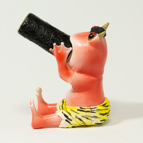 節分で恵方巻を丸飲みする鬼カエルの縁起物 その他置物 さすらい堂