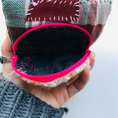 財布 布財布 ハンドメイド 手縫い 刺繍 パッチワーク 二つ折り
