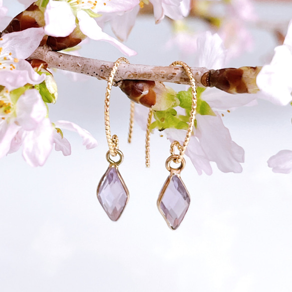 《2月誕生石》枠留めラベンダーアメジストの14kgfダイヤカットピアス/イヤリング　誕生日プレゼント　選べる金具　紫陽花 5枚目の画像