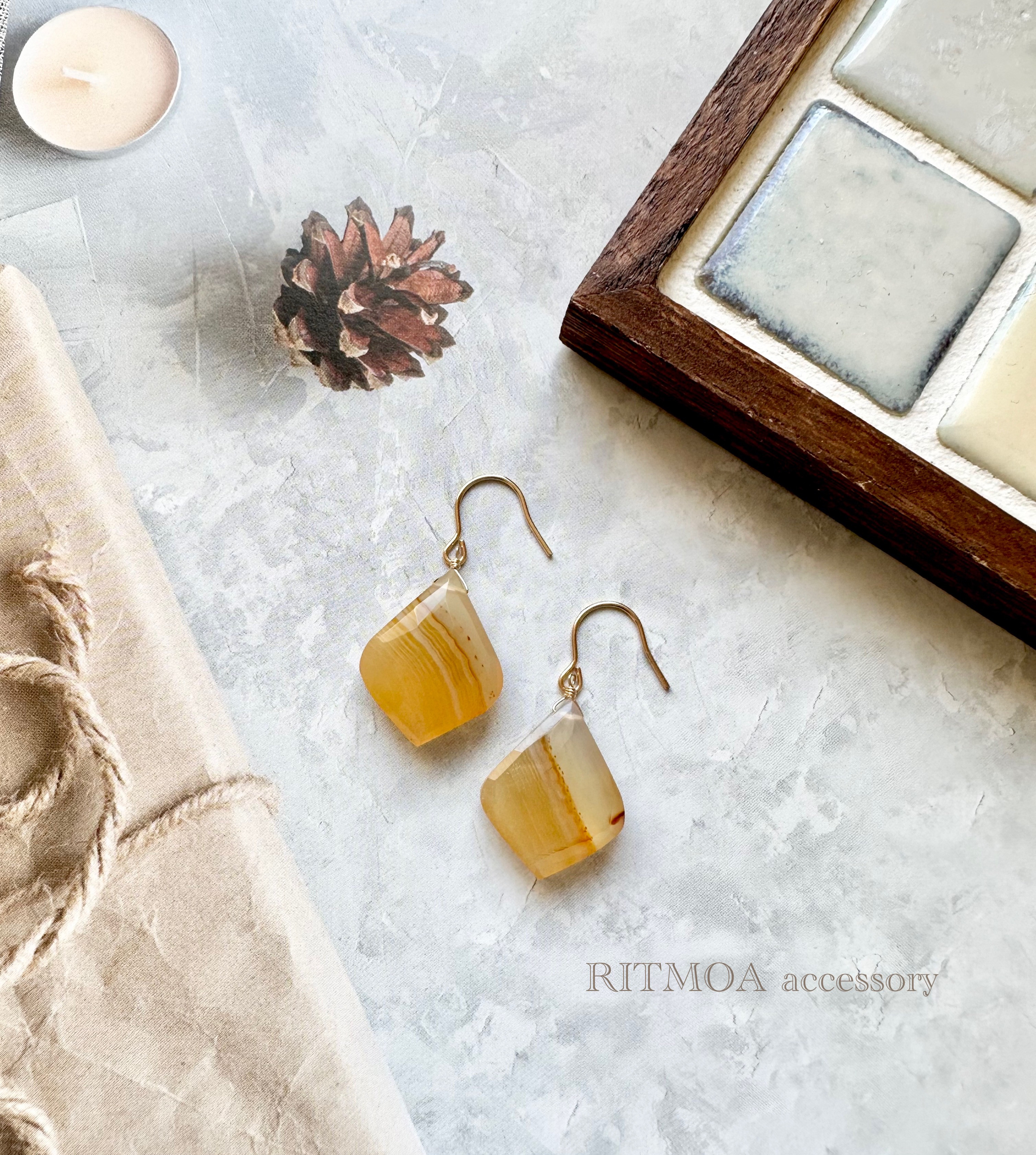 14kgf☆イエロー＆ブラウンオパール ひとつ石ピアス・イヤリング