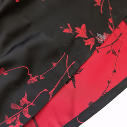 着物リメイク Vネックロングワンピース 両スリット 衣装 和ドレス リボン 和柄 黒赤 M～LL （N41103) 11枚目の画像