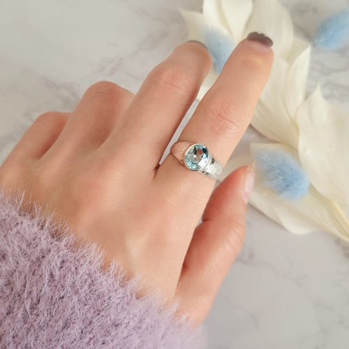 スカイブルートパーズ×スモーキークォーツのリング（シルバー） 天然石]スカイブルートパーズ7＊9♡デコボコシルバーリング H