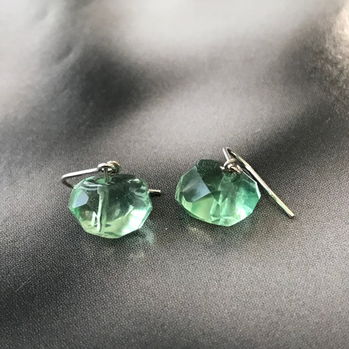美しい宝石質フローライト♚ピアス/ノンホールピアス ピアス（フック 