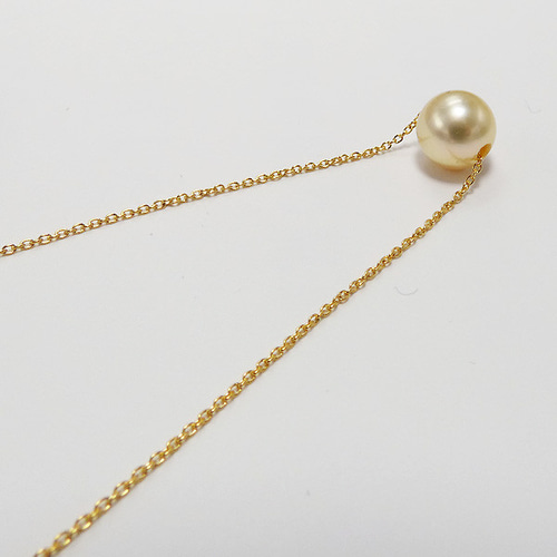 国産アコヤ本真珠 一粒ゴールデンパールネックレス8.5mm花珠