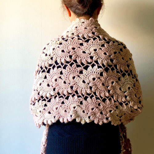 受注製作】大判 手編みショール＊大人ピンクのグラデーション（ラメ