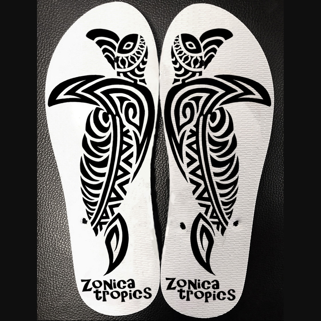 島ぞうりアート【Flying turtle】 名入れオプション有り 手彫り  