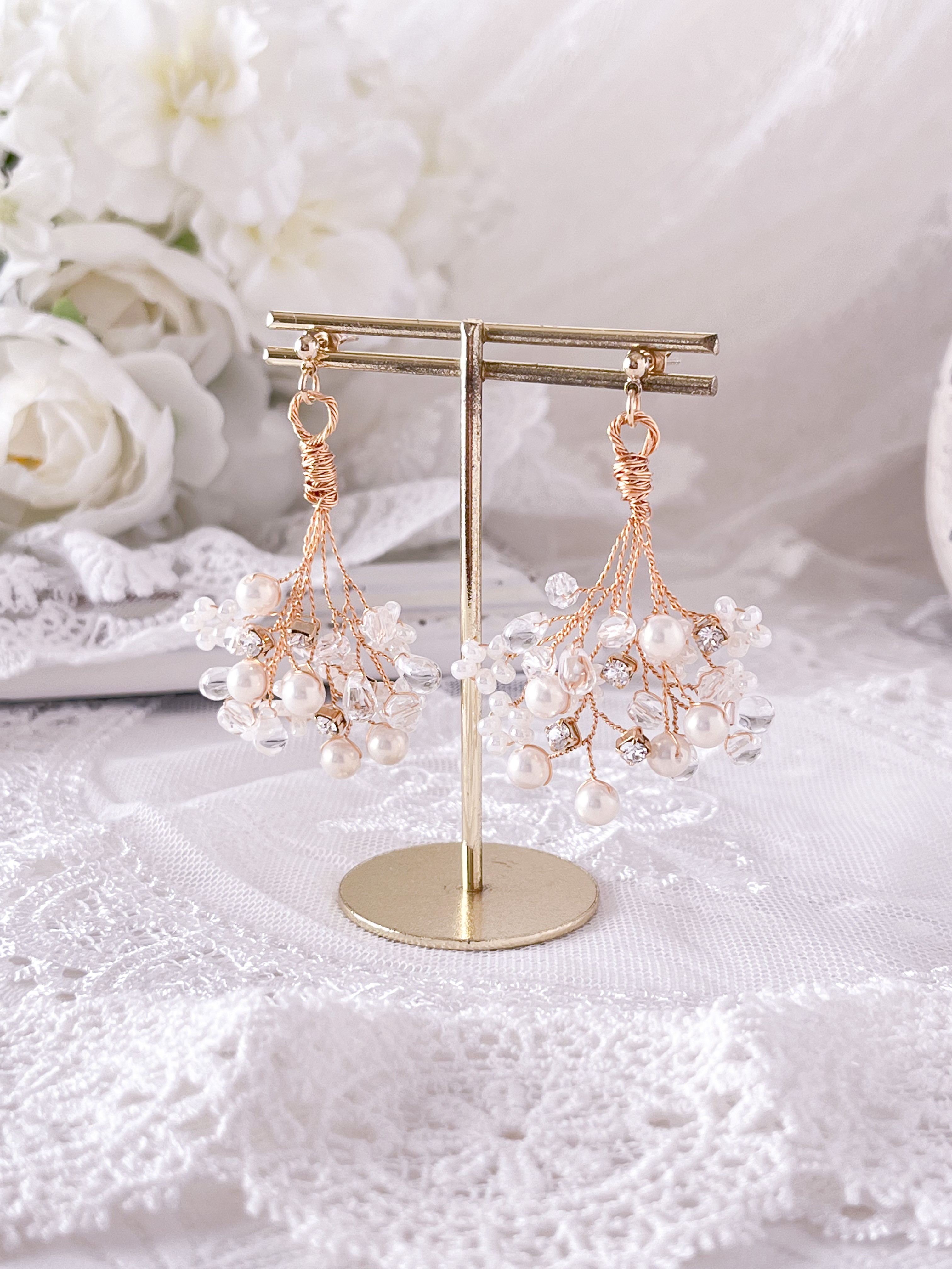 438 粒パール ゴールド 枝葉 ハンドメイド ピアス イヤリング 小ぶり 438 粒パール ゴールド 枝葉 ハンドメイド ピアス イヤリング 小ぶり