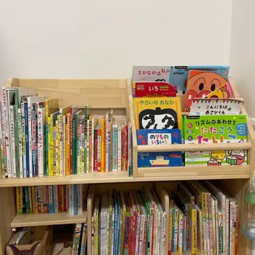 絵本棚、オーダーページ 本棚・絵本棚・マガジンラック 木工