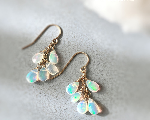 天然石*エチオピアプレシャスオパールのピアス/イヤリング 天然石*エチオピアプレシャスオパールのピアス/イヤリング