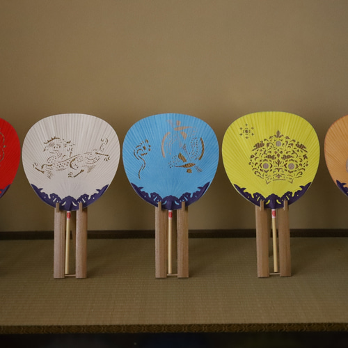 伝統工芸品】奈良団扇 上正 黄 正倉院文様-香爐-【手作りうちわ