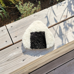 おにぎりのミニラグ タフティング ラグマット パンチニードル 毛糸